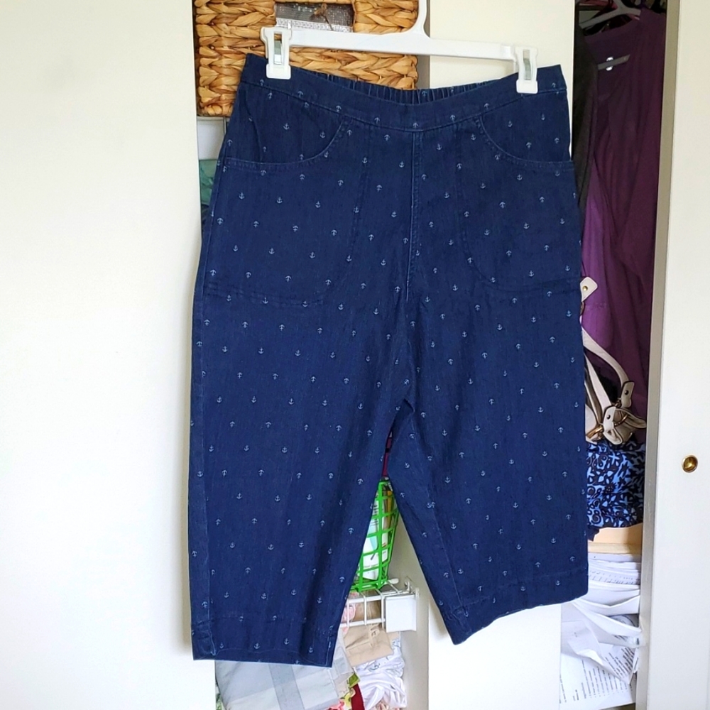Capris